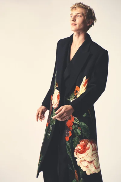 Look 33